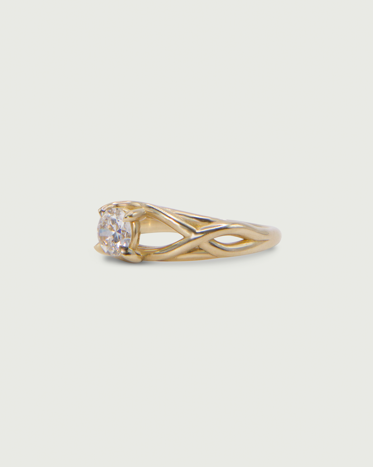 Alternative side view of Twist Solitaire Ring by Kestrel Dillon Jewelry Alternative side view of Twist Solitaire Ring by Kestrel Dillon Jewelry