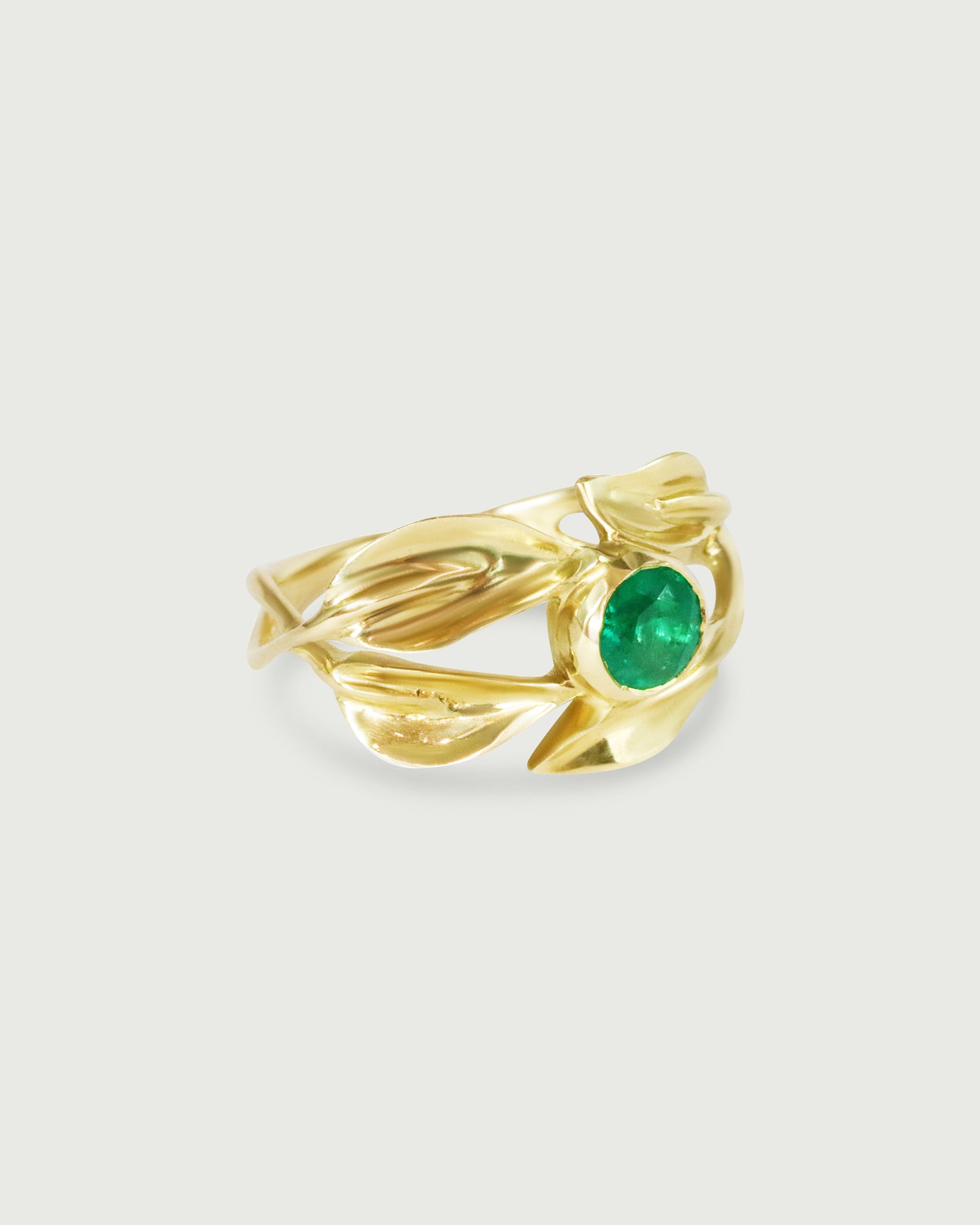 Alternative side view of Emerald Willow Ring in 14k yellow gold Alternative side view of Emerald Willow Ring in 14k yellow gold
