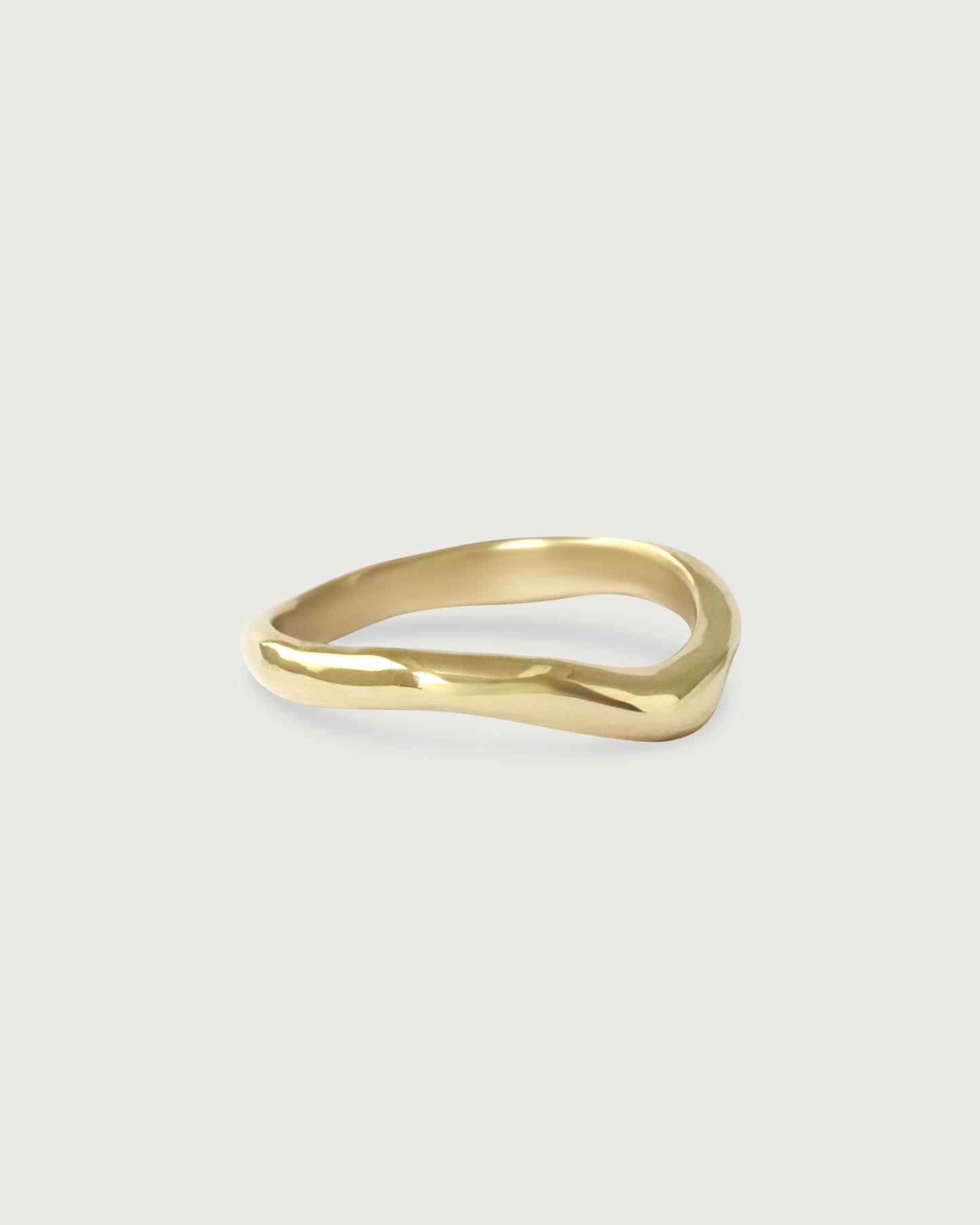 Alternative side view of Root Curve Band in 14k Yellow Gold Alternative side view of Root Curve Band in 14k Yellow Gold