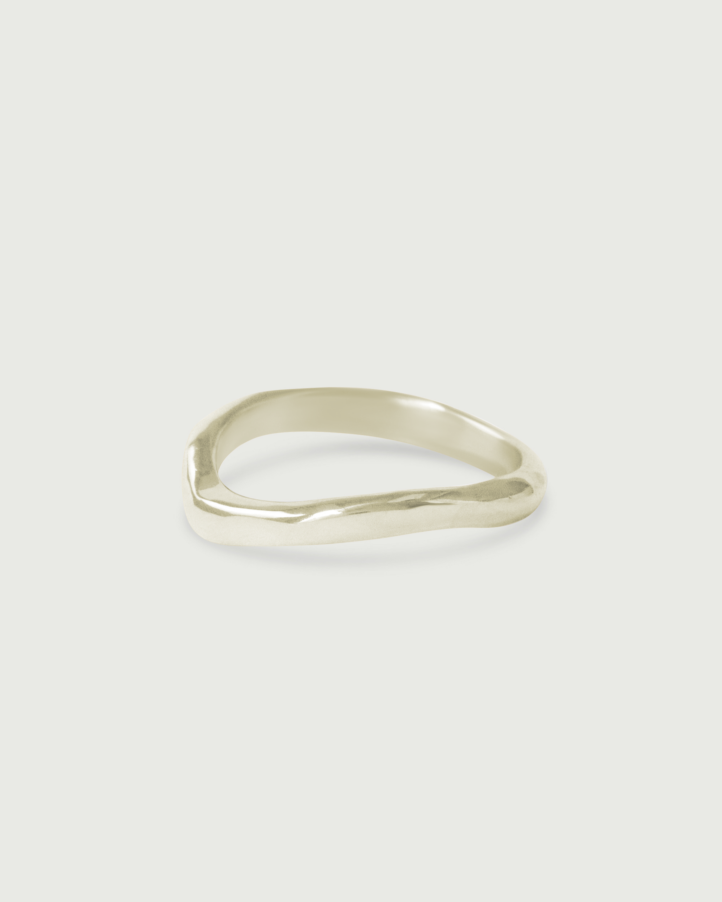 Side view of Root Curve Band in 18k White Gold Side view of Root Curve Band in 18k White Gold