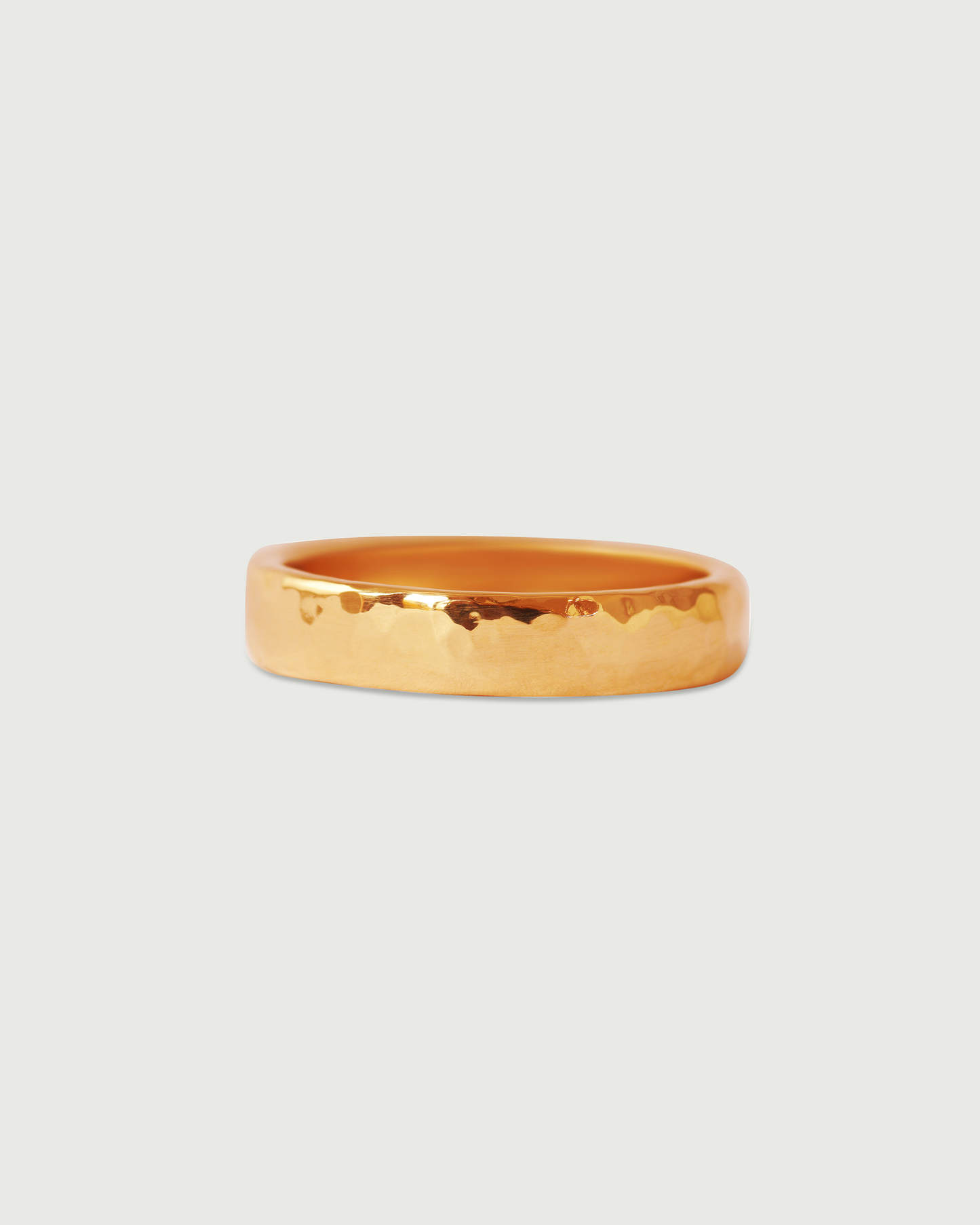 Front view of 4.5mm Hammered Band in 18k Rose Gold Front view of 4.5mm Hammered Band in 18k Rose Gold
