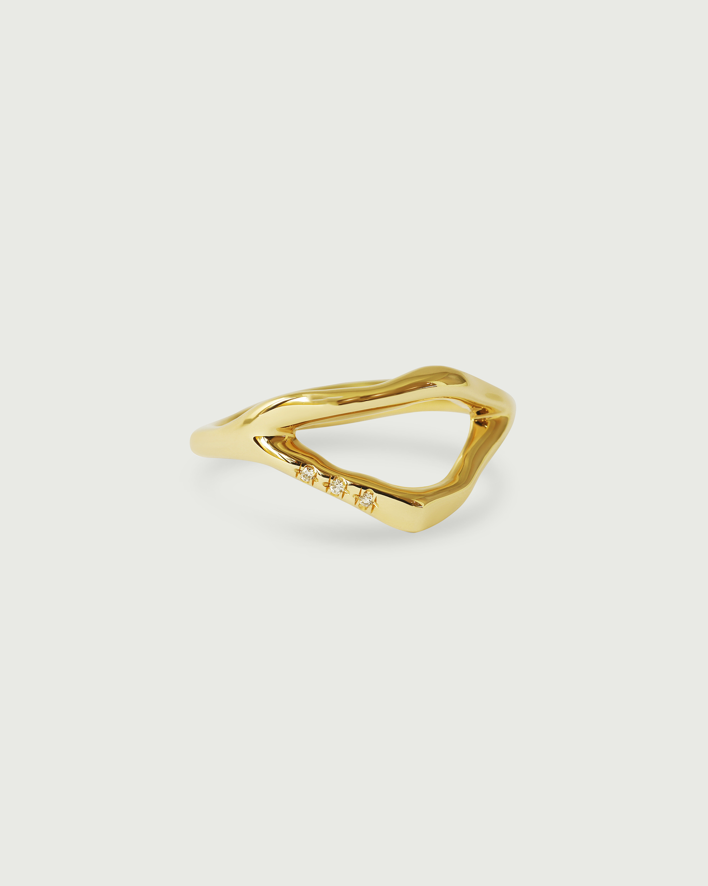 Side view of Split Root Ring in 18k Yellow Gold Side view of Split Root Ring in 18k Yellow Gold