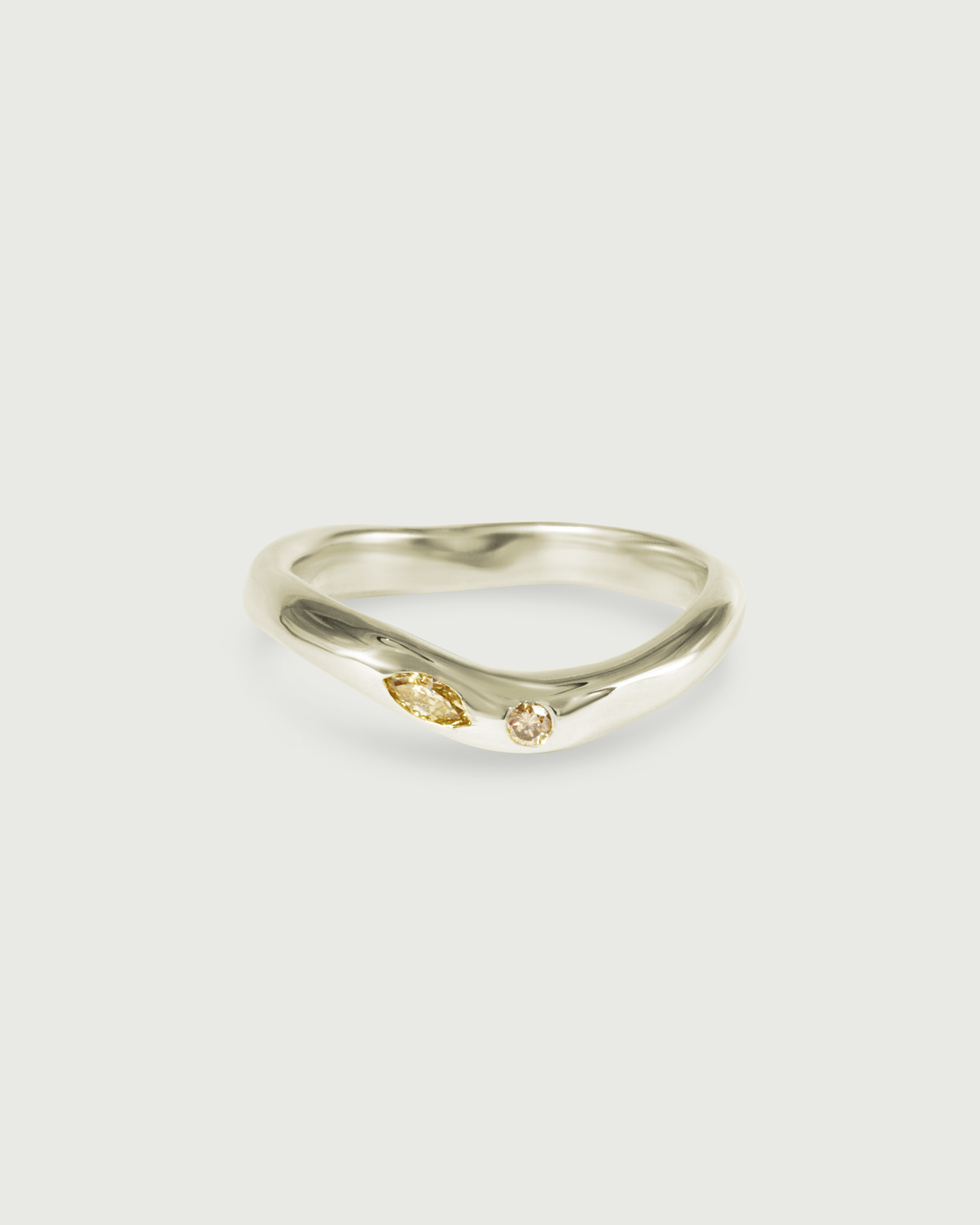 Front view of Root Curve Diamond Band in 18k White Gold
