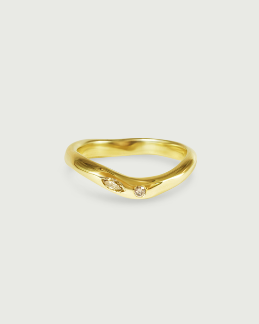 Front view of Root Curve Diamond Band in 18k Yellow Gold