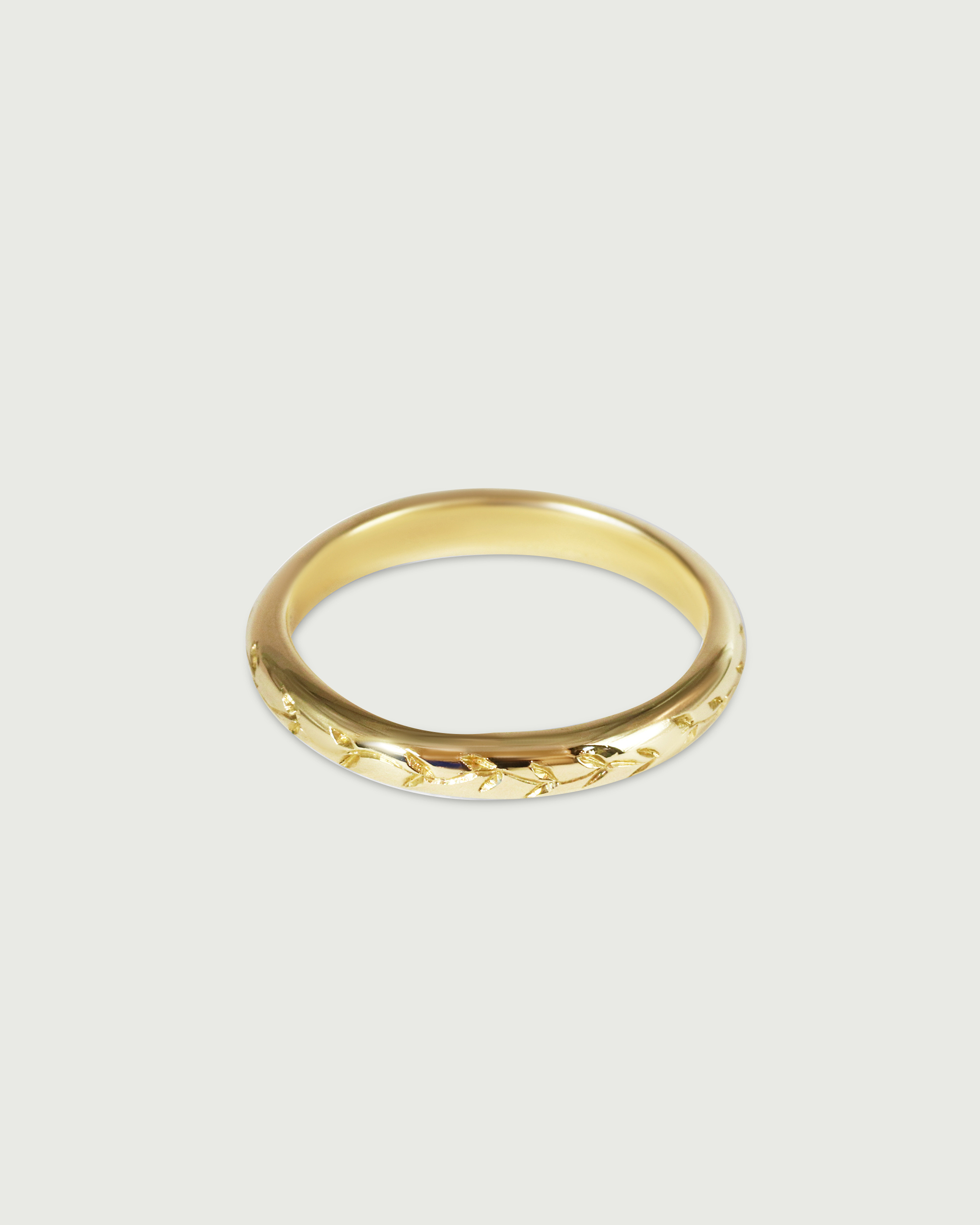 Side view of Willow Engraved Band in 14k Yellow Gold